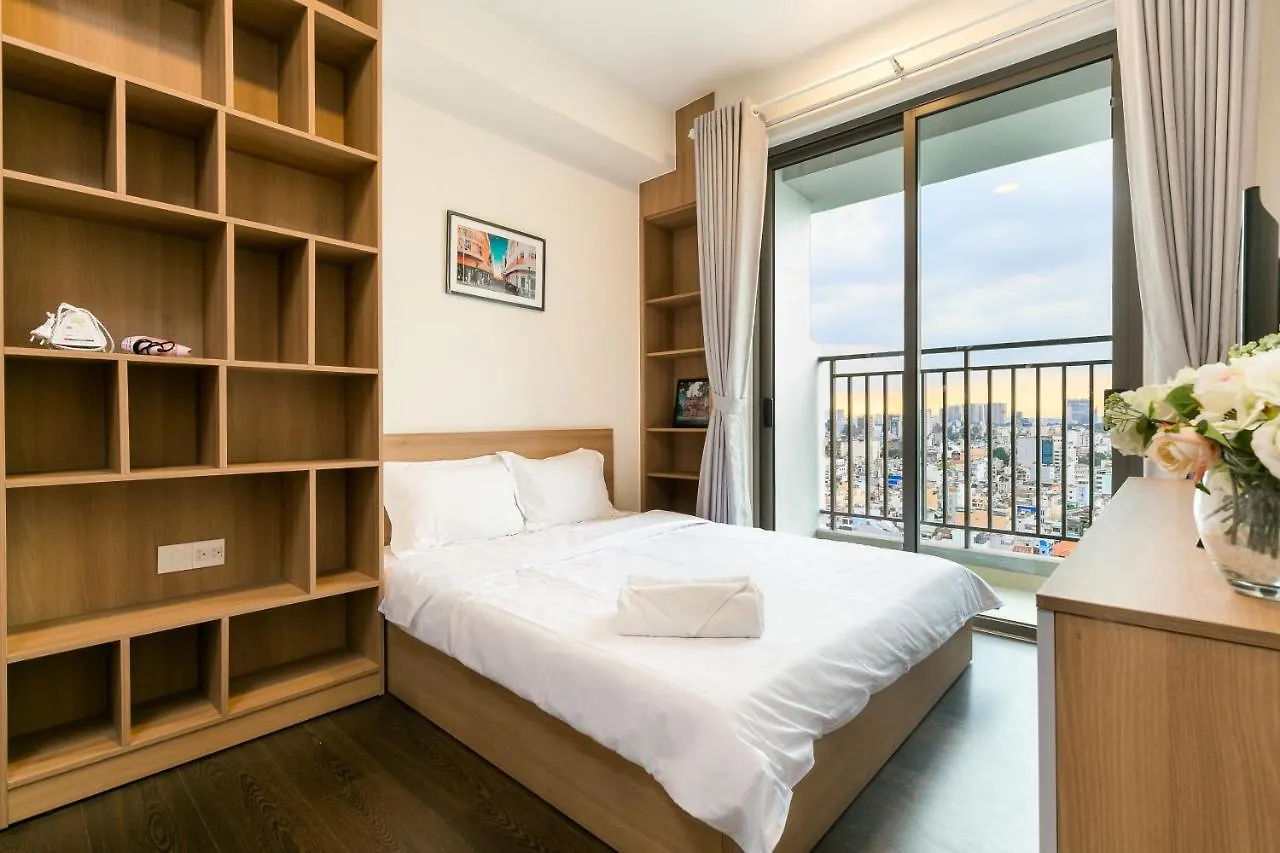 Yo'S Homes Rivergate Apartment Infinity Pool Near District 1 Ho Chi Minh City Vietnam
