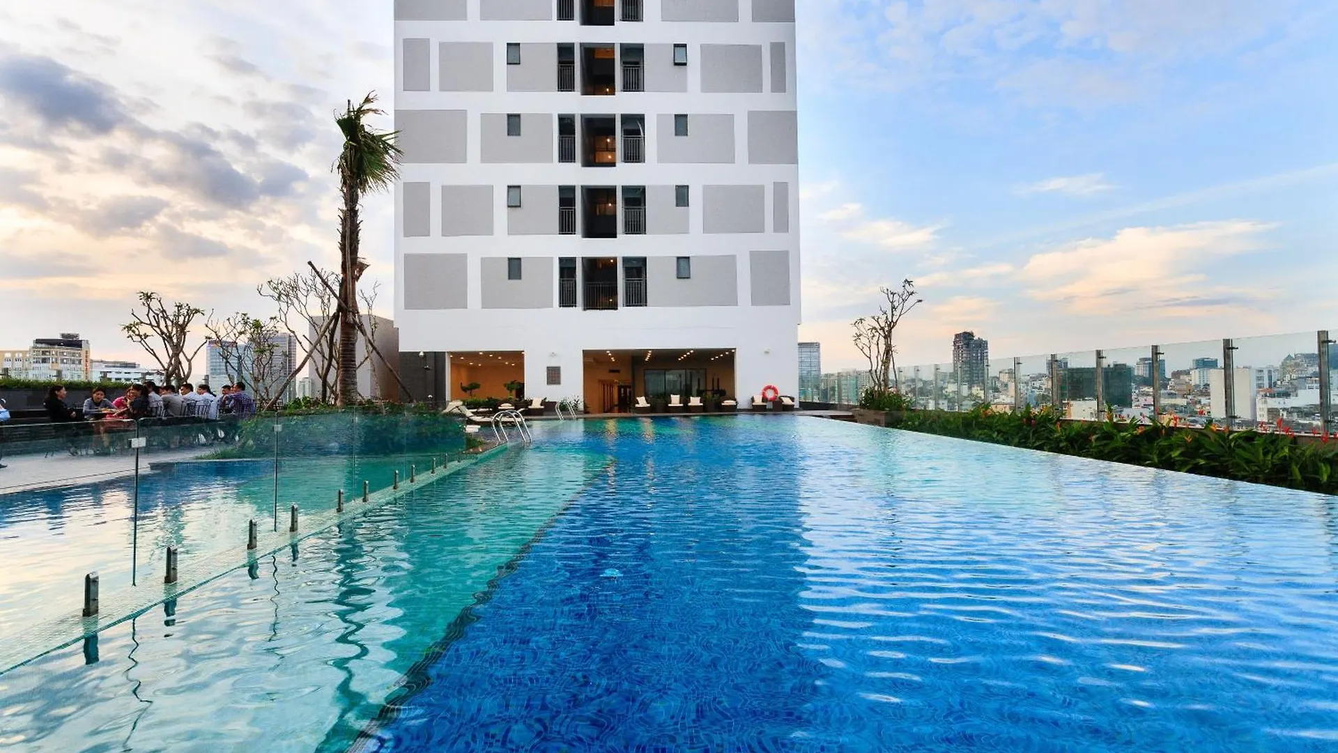 Yo'S Homes Rivergate Apartment Infinity Pool Near District 1 Ho Chi Minh City