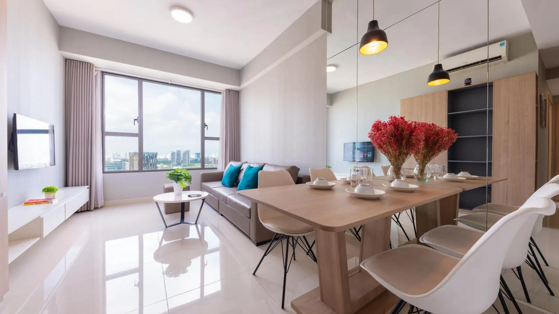 Hotel Yo'S Homes Rivergate Apartment Infinity Pool Near District 1 Ho Chi Minh City