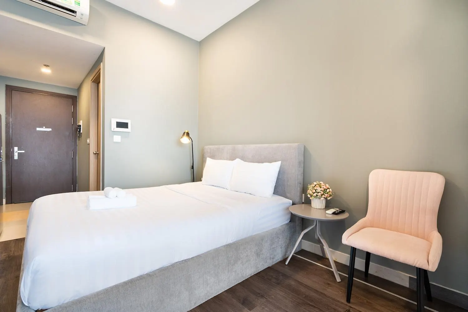 Yo'S Homes Rivergate Apartment Infinity Pool Near District 1 Ho Chi Minh City 0*,  Vietnam