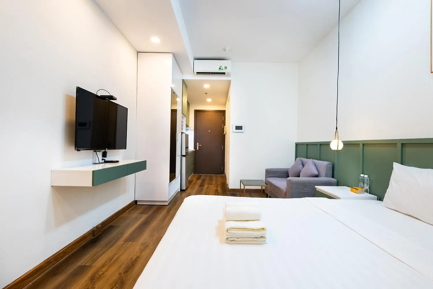 Yo'S Homes Rivergate Apartment Infinity Pool Near District 1 Ho Chi Minh City 0*,  Vietnam